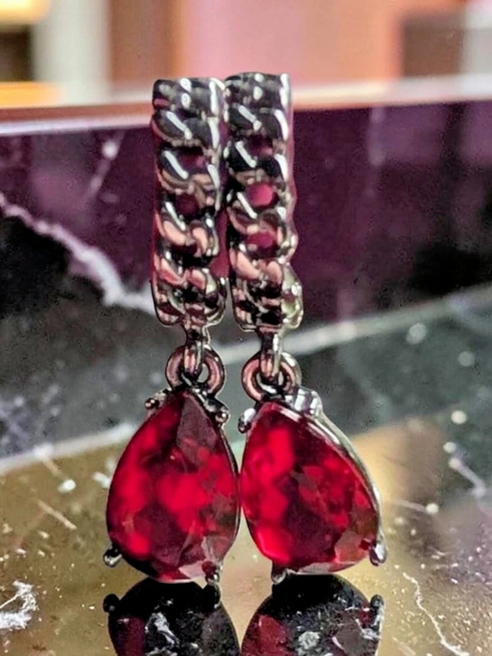 Simply Vera Vera Wang Gunmetal Red Ruby Teardrop Huggie Hoop Earrings EUC
